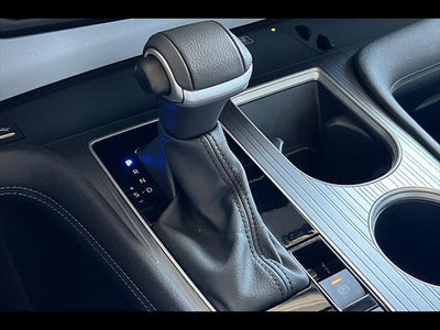 2025 Toyota Sienna XLE 8-Passenger