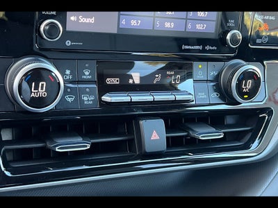 2021 Toyota Highlander LE