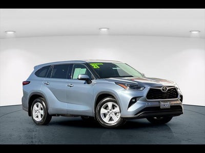 2021 Toyota Highlander LE