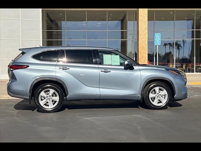 2021 Toyota Highlander LE