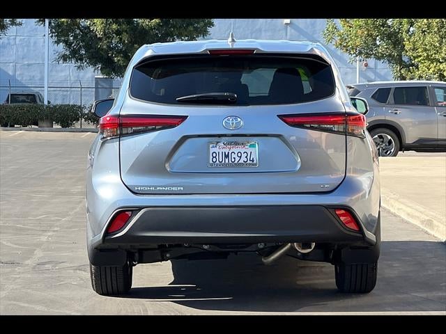 2021 Toyota Highlander LE