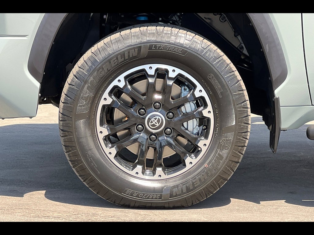 2023 Toyota Tundra 4WD SR5