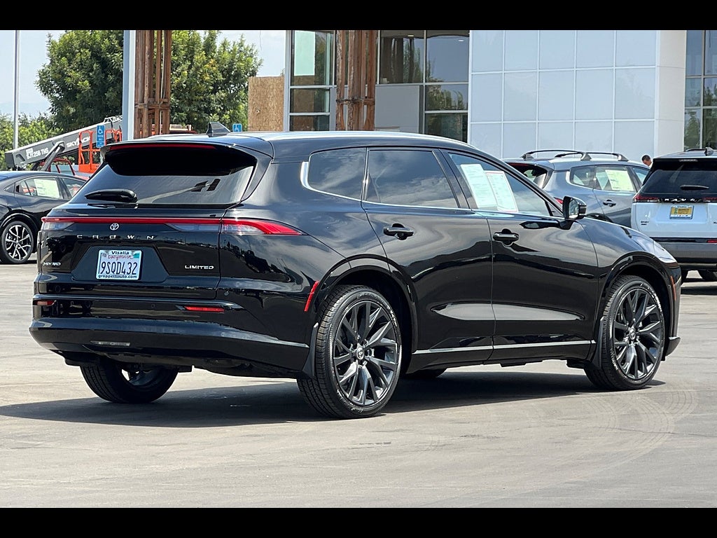 2025 Toyota Crown Signia Limited