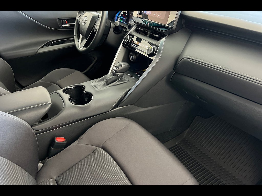 2023 Toyota Venza LE