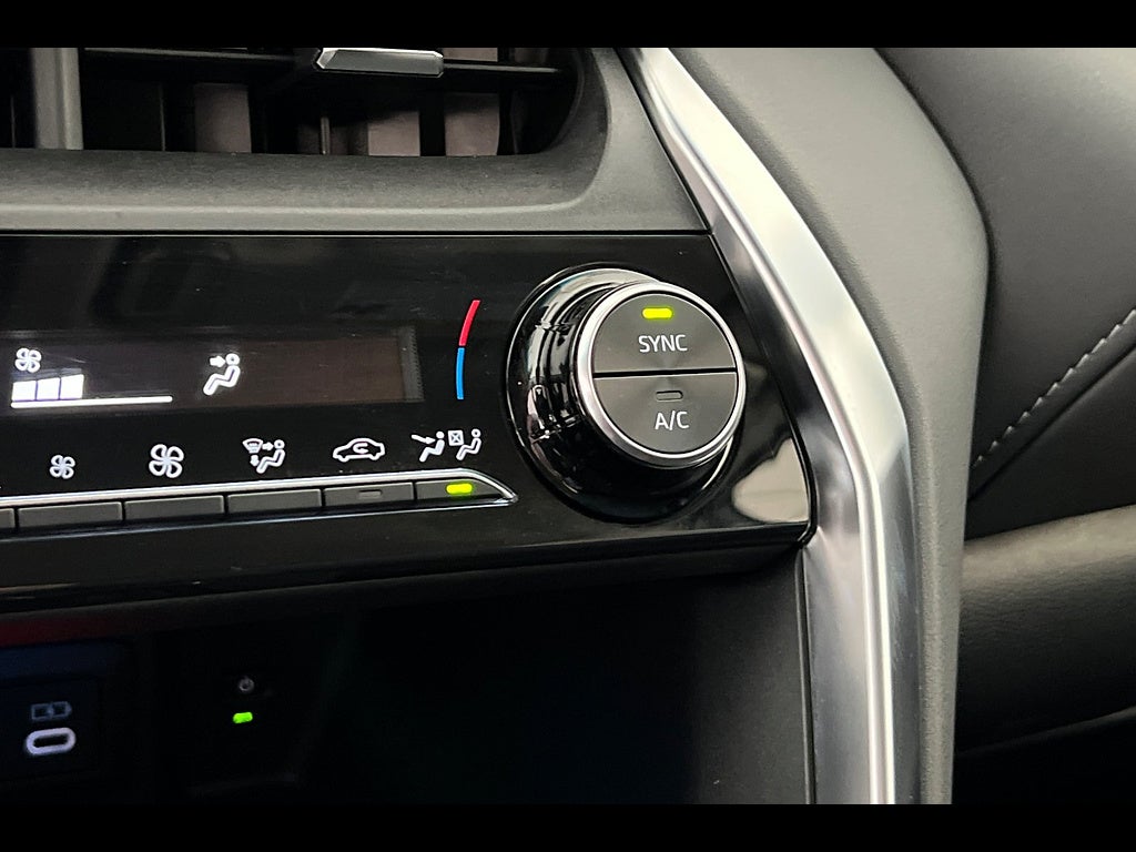 2023 Toyota Venza LE