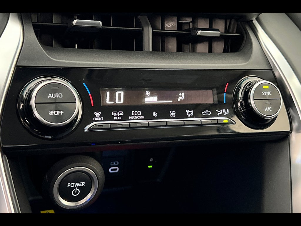 2023 Toyota Venza LE