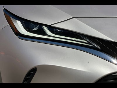 2023 Toyota Venza LE