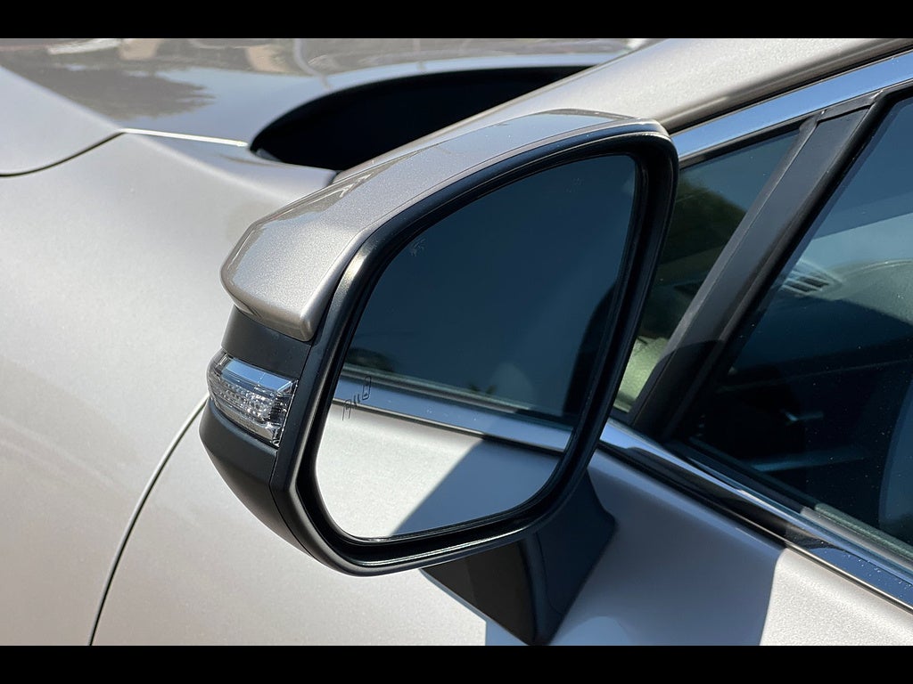 2023 Toyota Venza LE