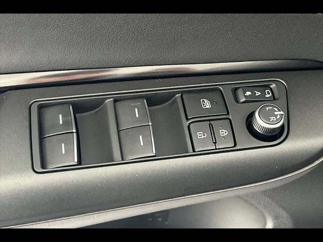 2023 Toyota Venza LE