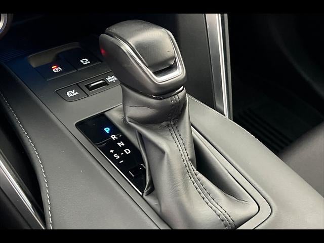 2023 Toyota Venza LE