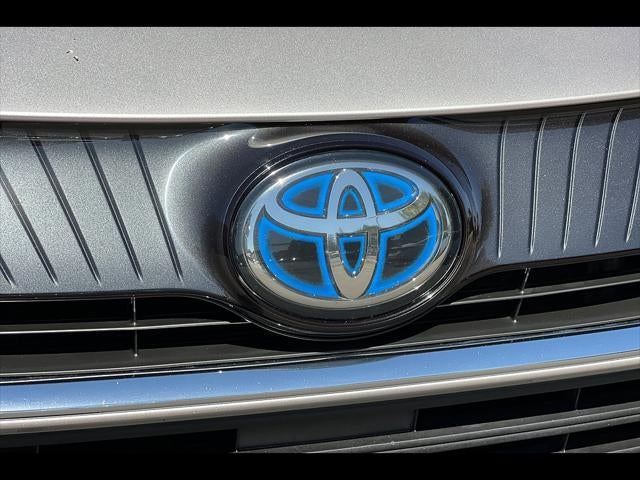 2023 Toyota Venza LE