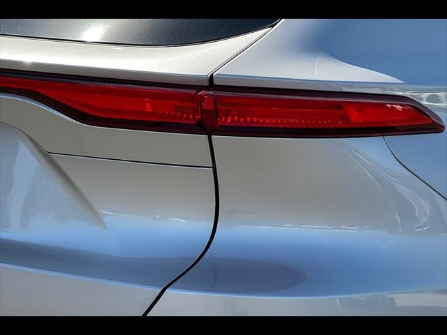 2023 Toyota Venza LE