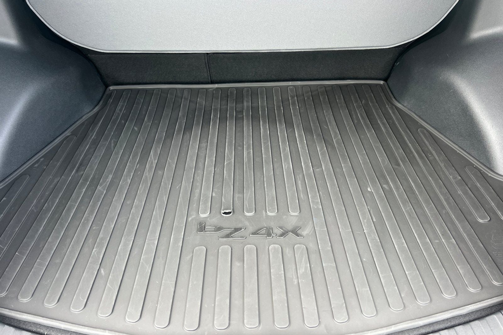 2025 Toyota bZ4X XLE