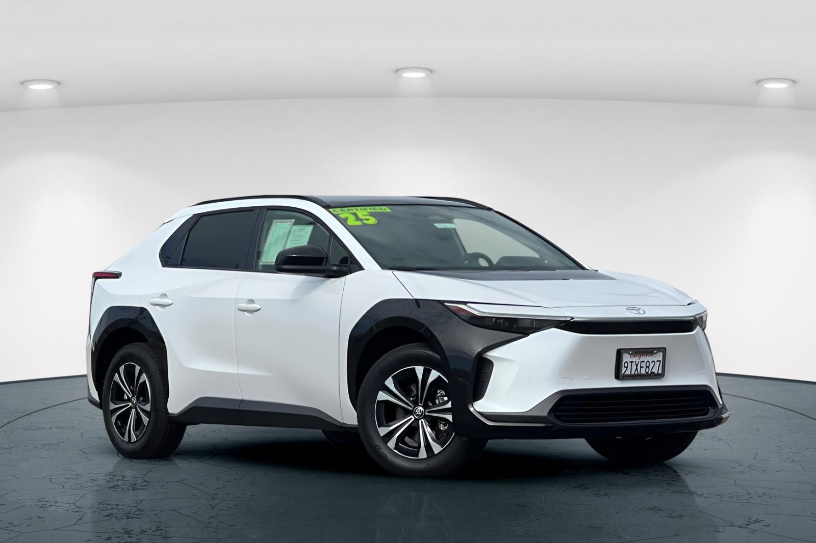 2025 Toyota bZ4X XLE