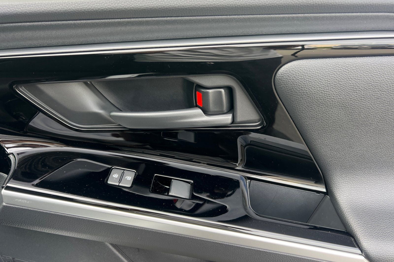 2025 Toyota bZ4X XLE