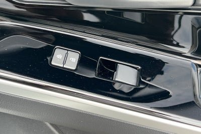 2025 Toyota bZ4X XLE