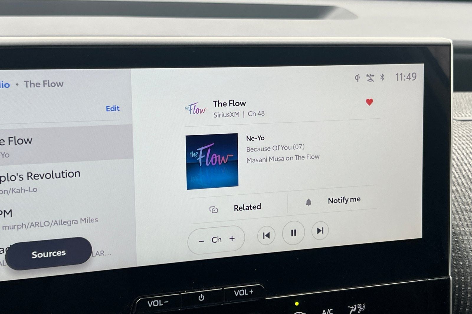 2025 Toyota bZ4X XLE