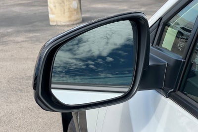 2025 Toyota bZ4X XLE