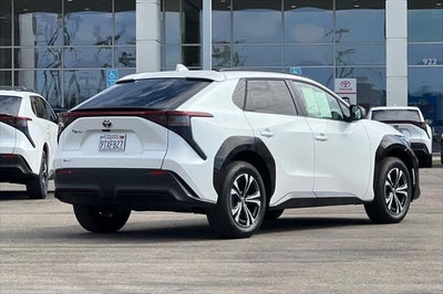 2025 Toyota bZ4X XLE