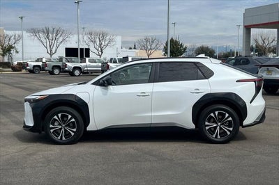 2025 Toyota bZ4X XLE