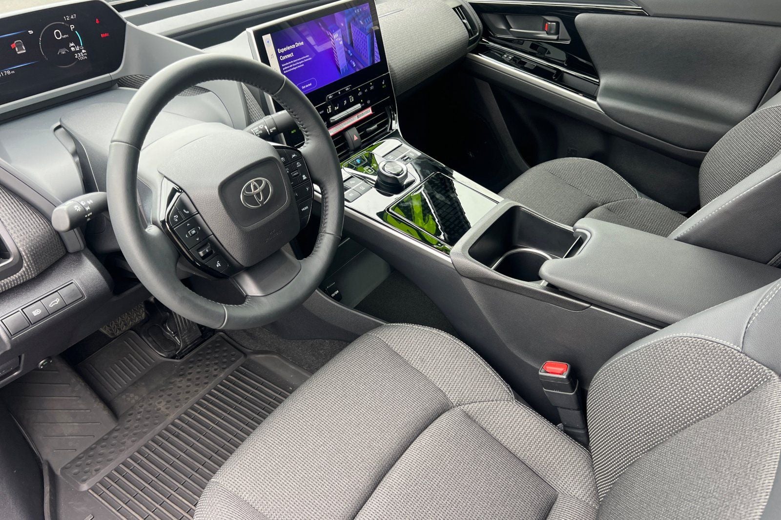 2024 Toyota bZ4X XLE