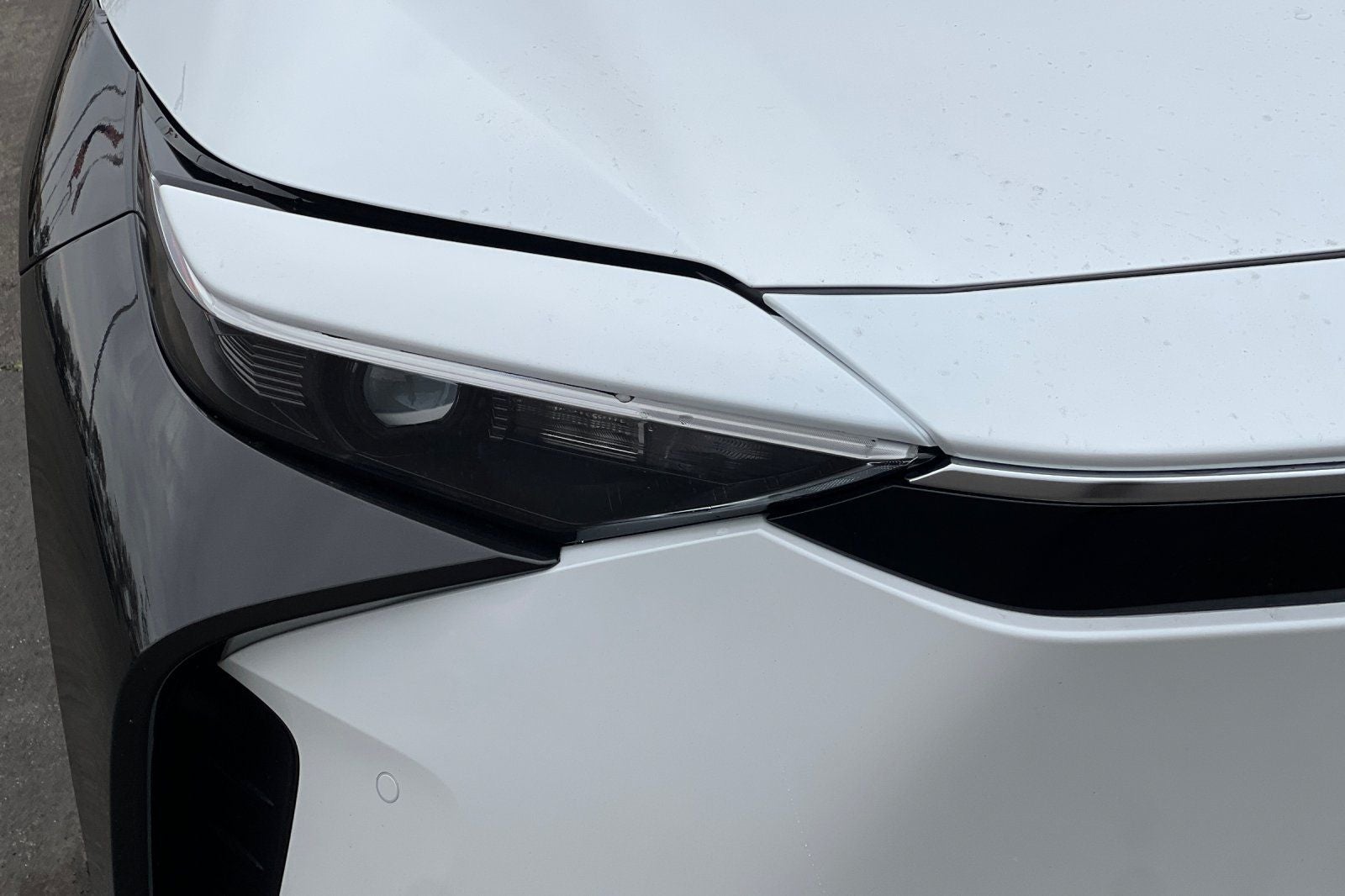 2024 Toyota bZ4X XLE