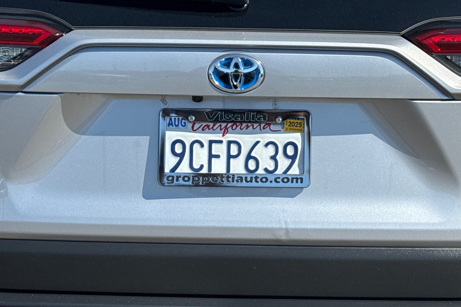 2022 Toyota RAV4 Hybrid LE