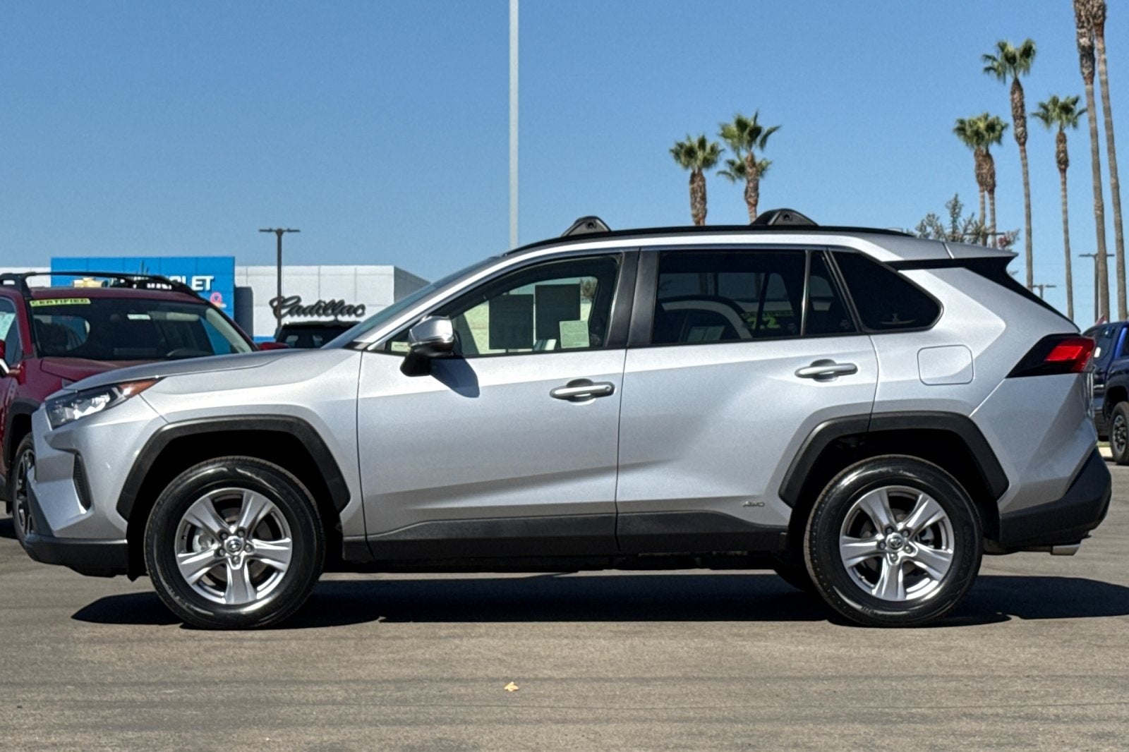 2022 Toyota RAV4 Hybrid LE