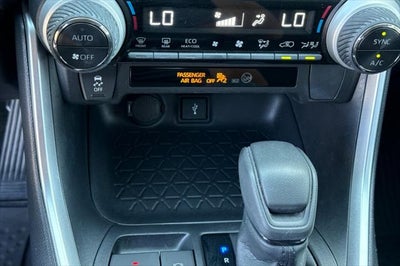 2022 Toyota RAV4 Hybrid LE