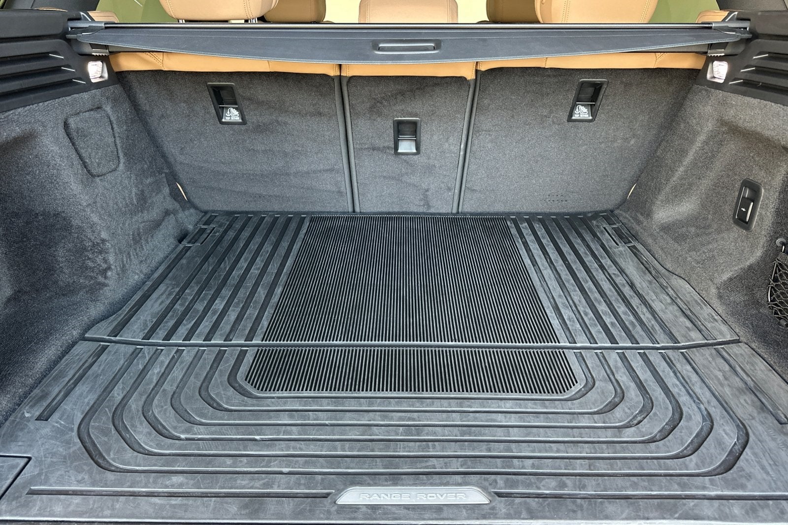 2023 Land Rover Range Rover Sport SE