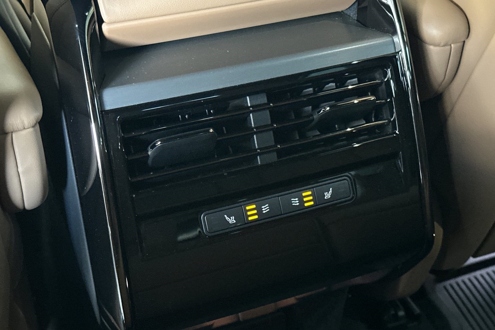 2023 Land Rover Range Rover Sport SE