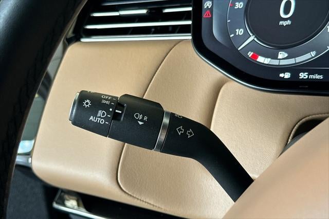 2023 Land Rover Range Rover Sport SE