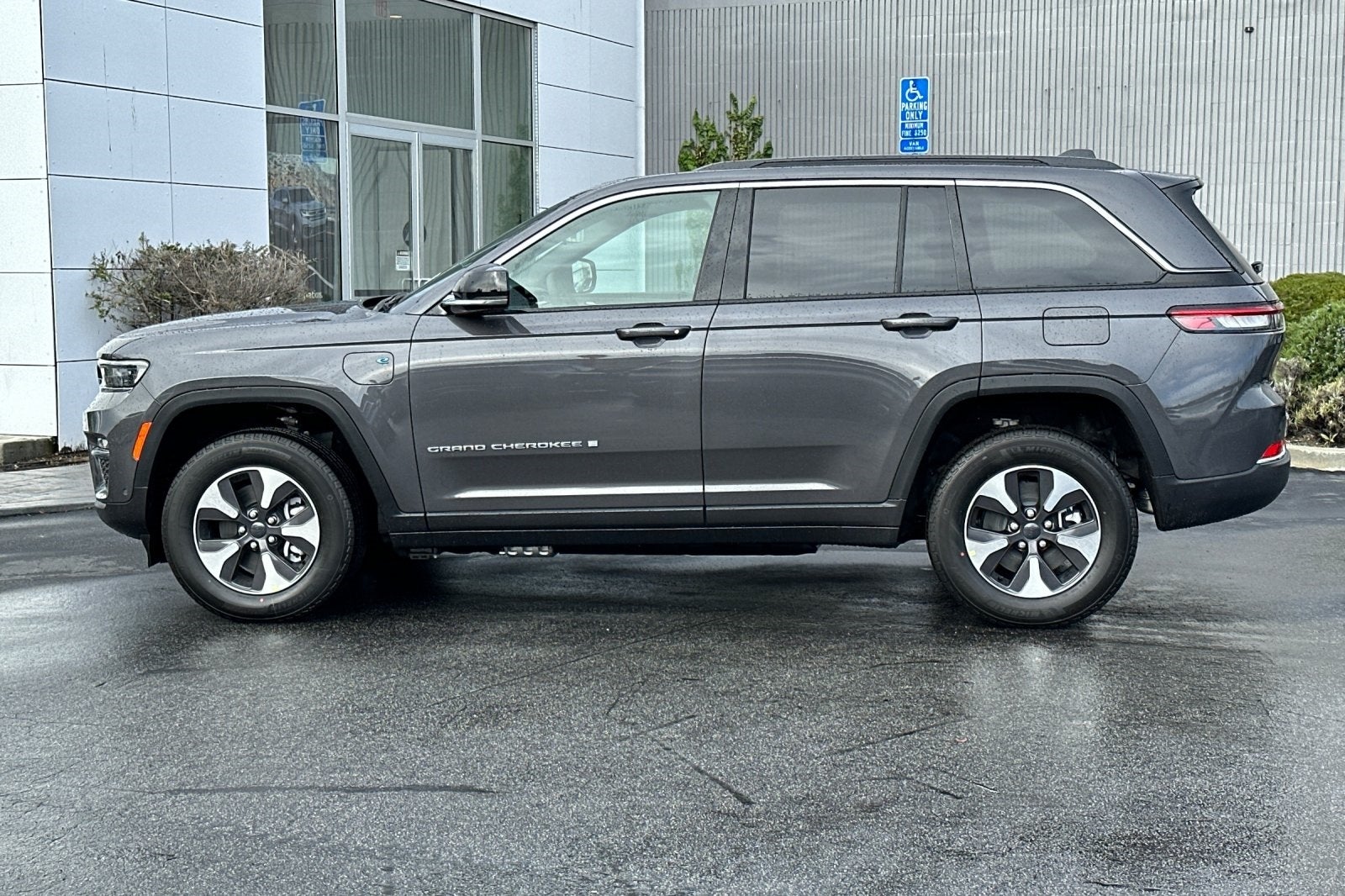 2024 Jeep Grand Cherokee Base 4xe