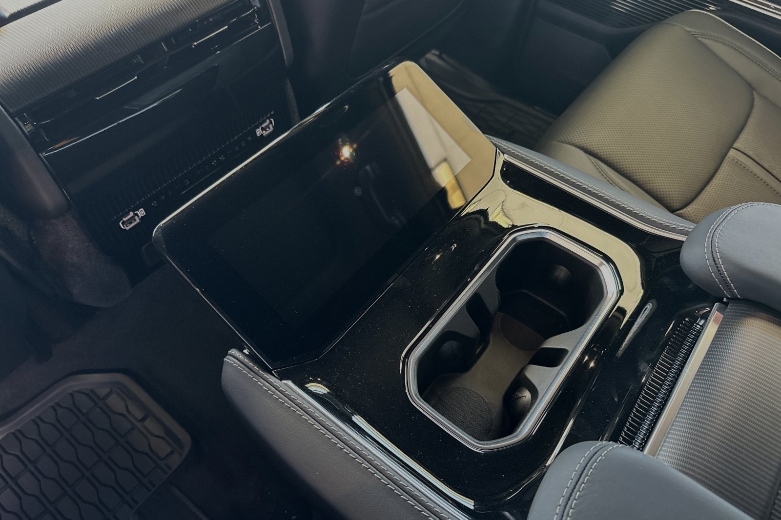 2024 Jeep Grand Wagoneer L Series II