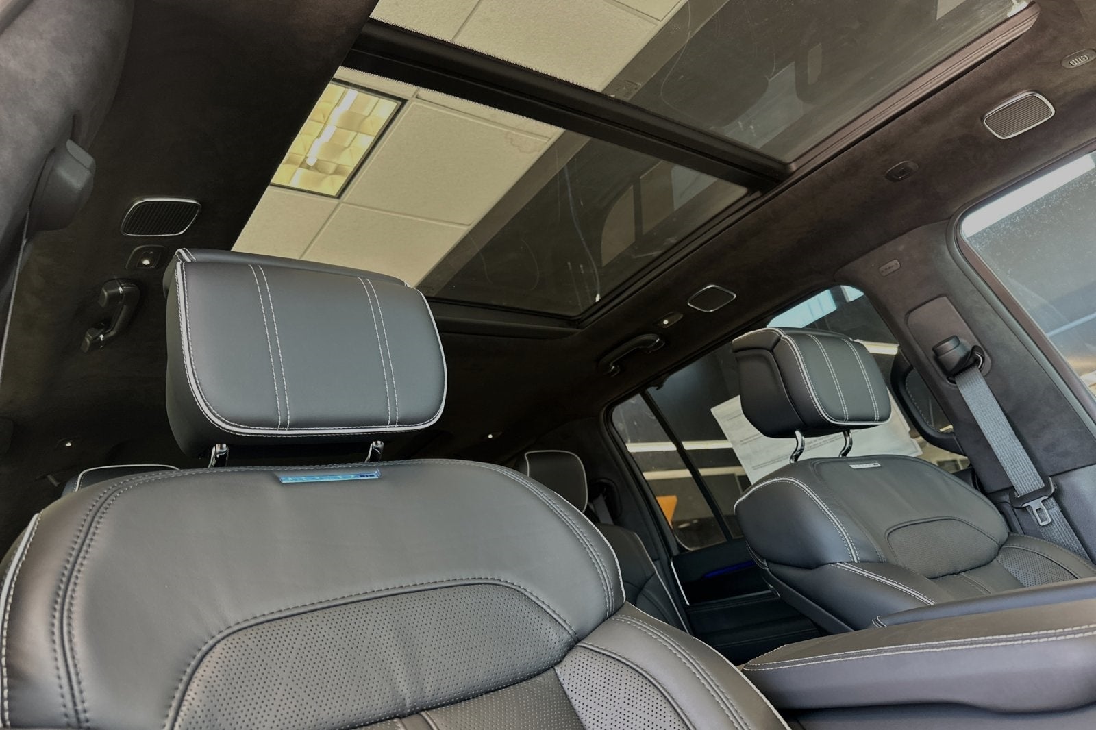 2024 Jeep Grand Wagoneer L Series II