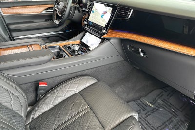 2023 Jeep Grand Wagoneer Series III