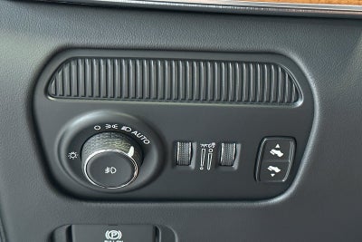 2023 Jeep Grand Wagoneer Series III