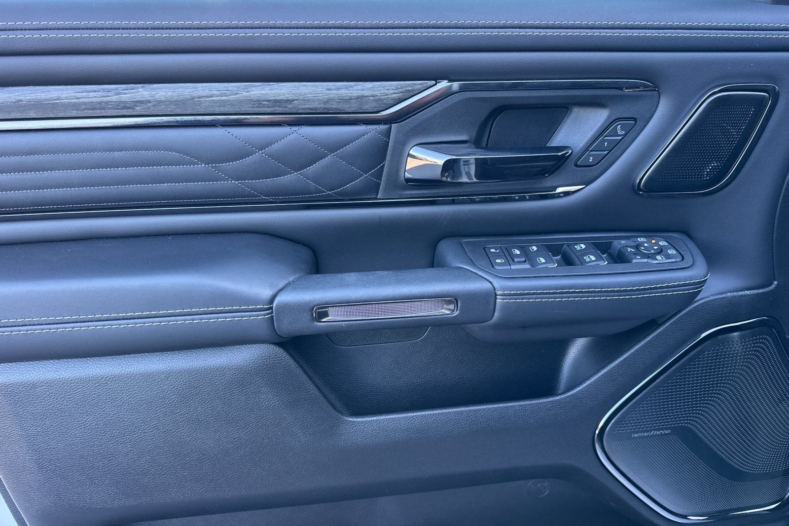 2025 RAM 1500 Limited