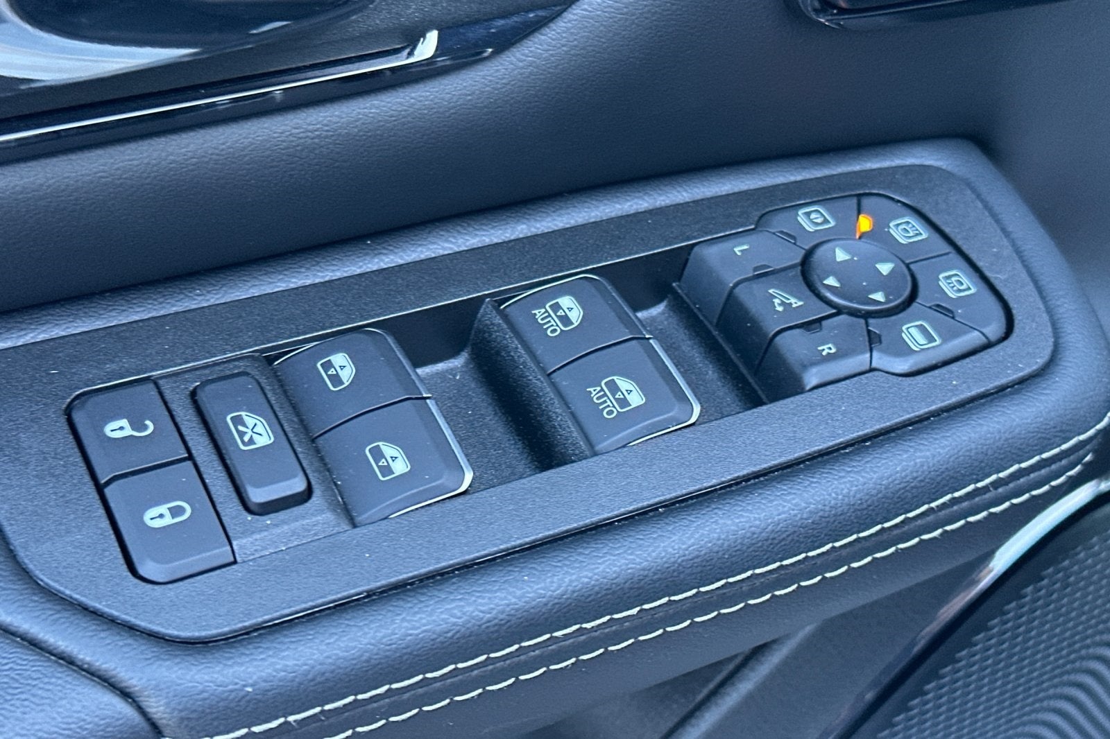 2025 RAM 1500 Limited