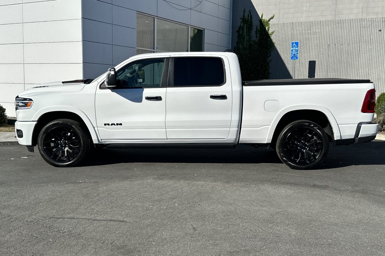 2025 RAM 1500 Limited