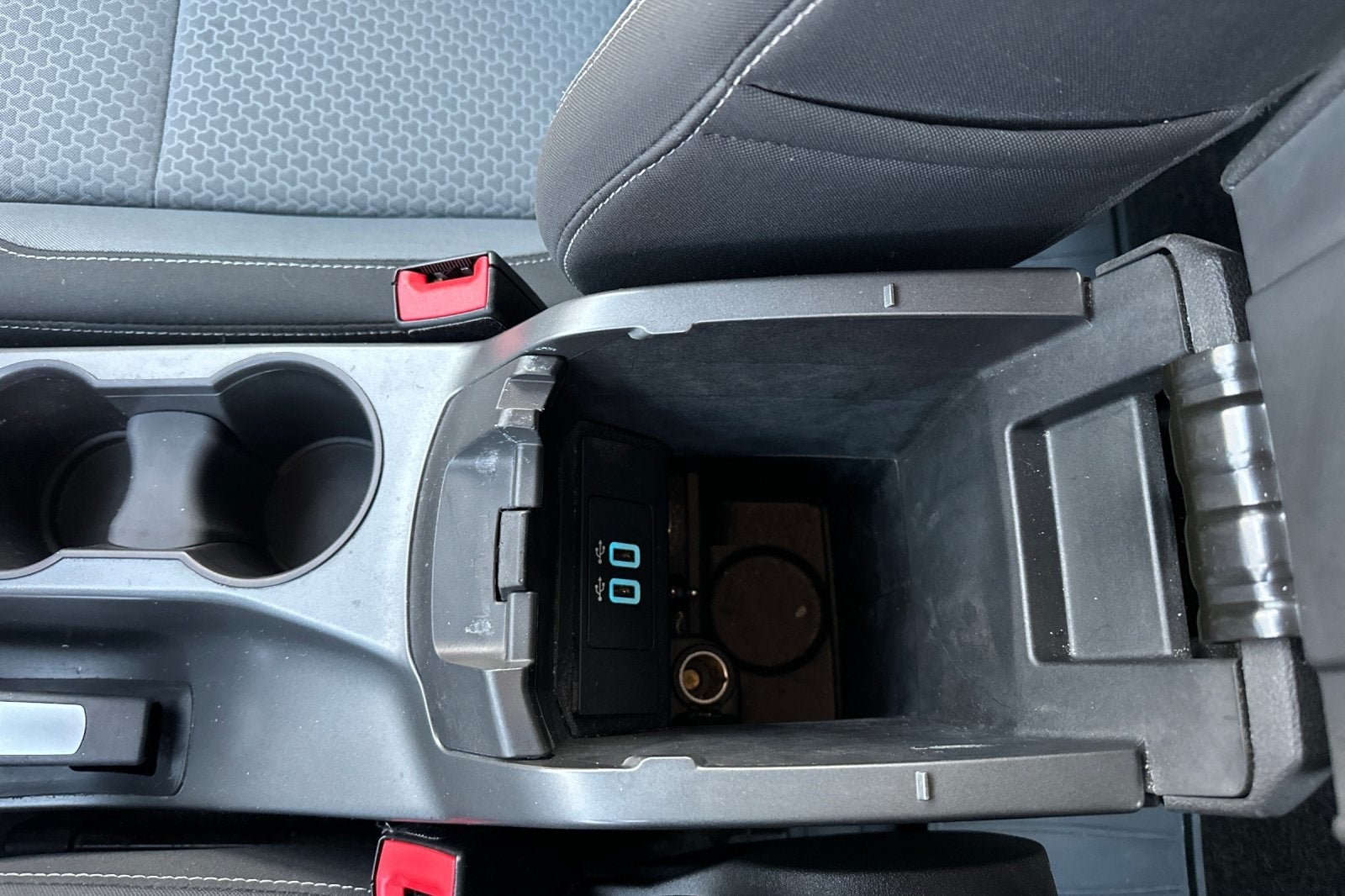 2017 Ford C-Max Energi SE