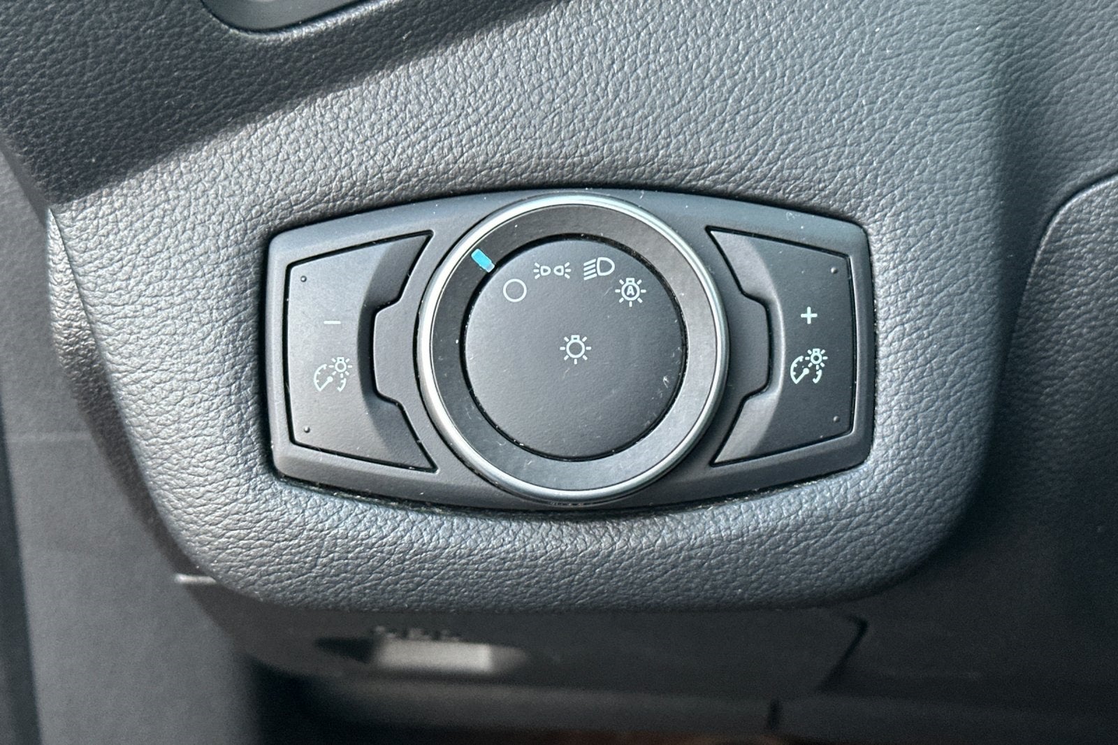 2017 Ford C-Max Energi SE