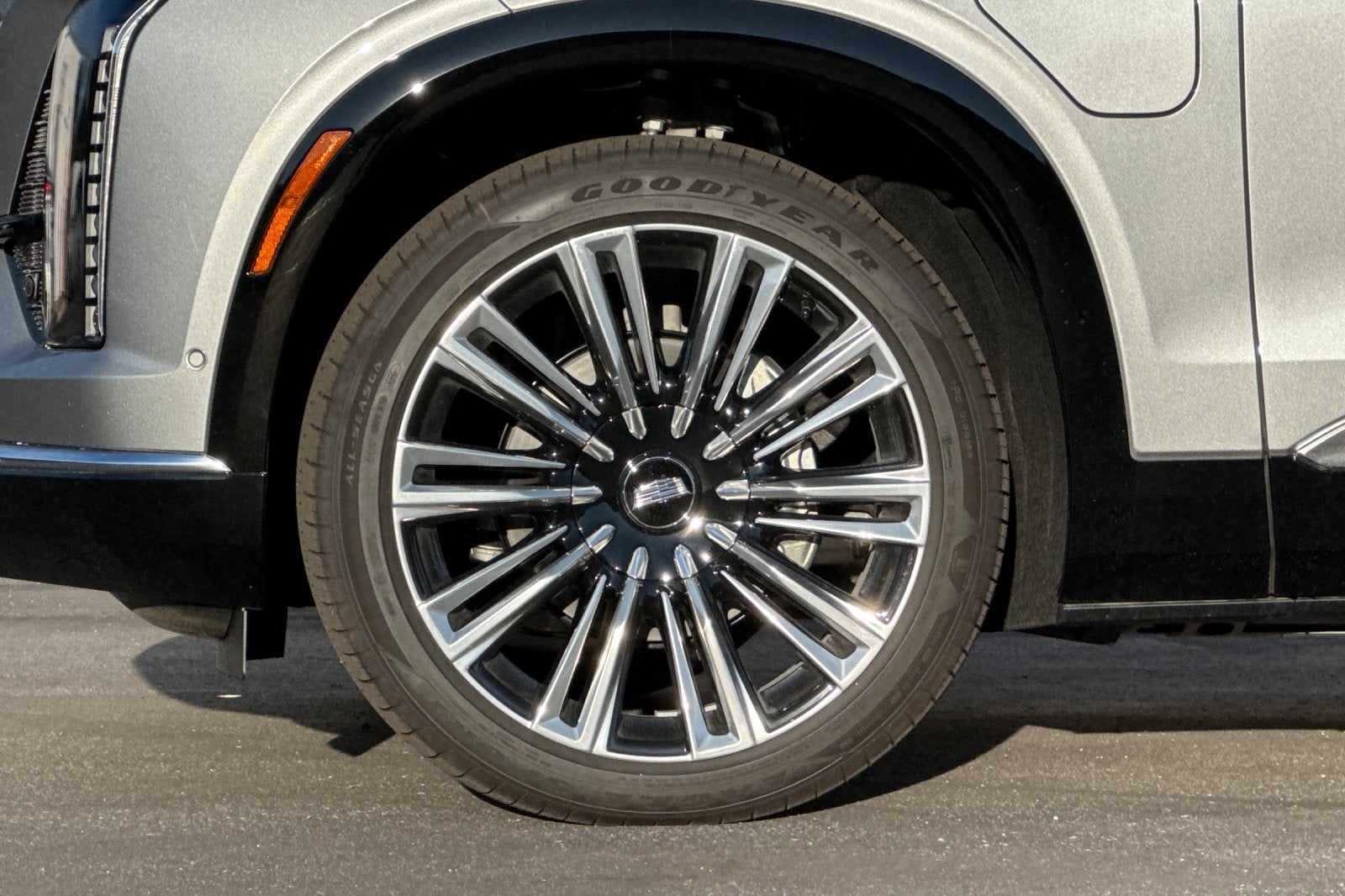 2026 Cadillac VISTIQ Premium Luxury