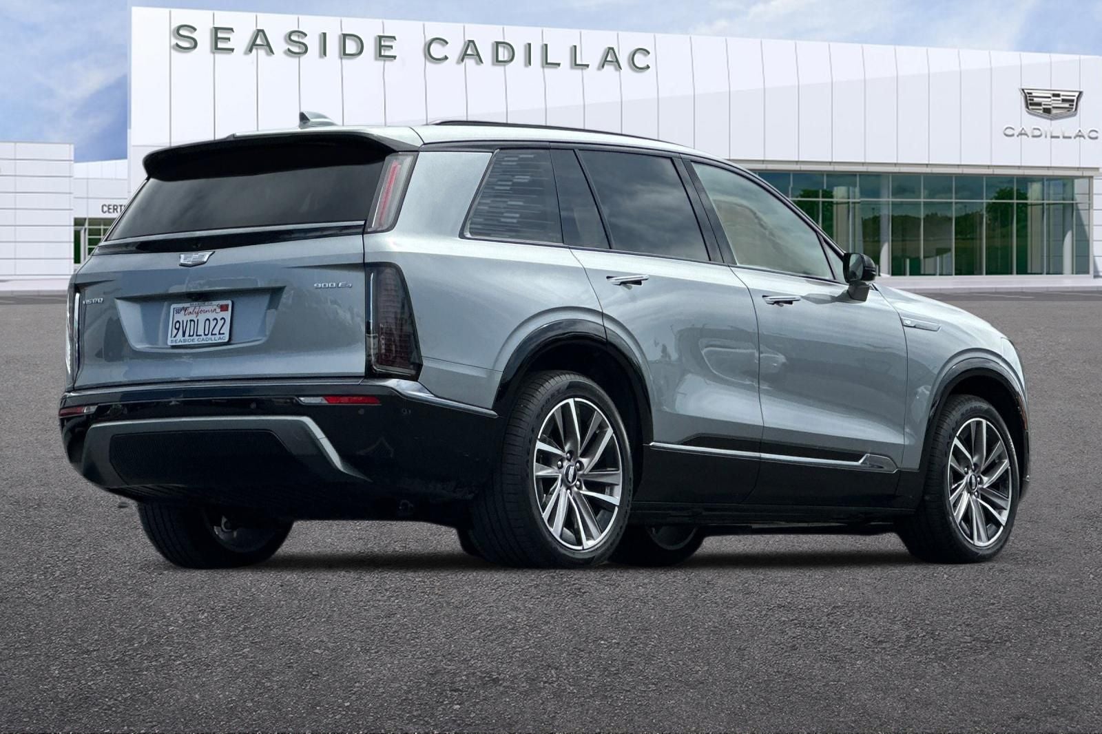 2026 Cadillac VISTIQ Sport