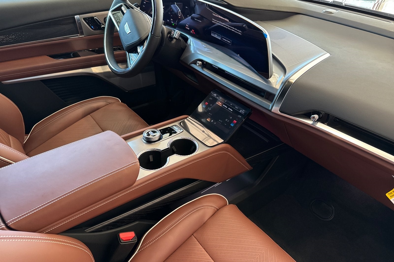 2026 Cadillac VISTIQ Platinum