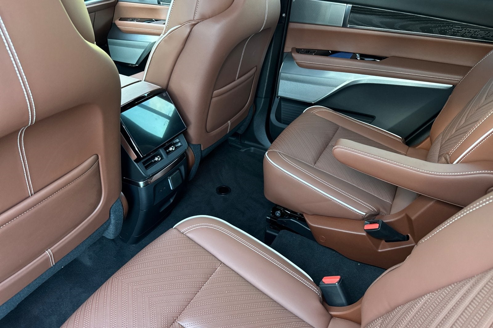 2026 Cadillac VISTIQ Platinum