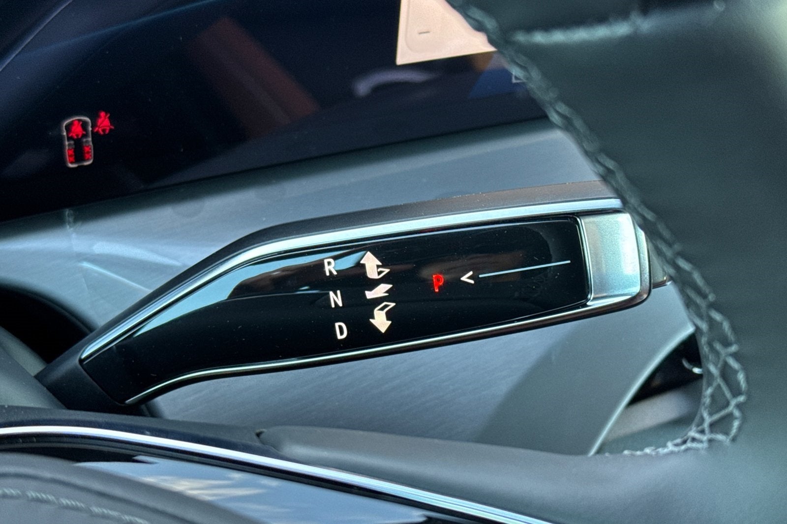 2026 Cadillac VISTIQ Platinum