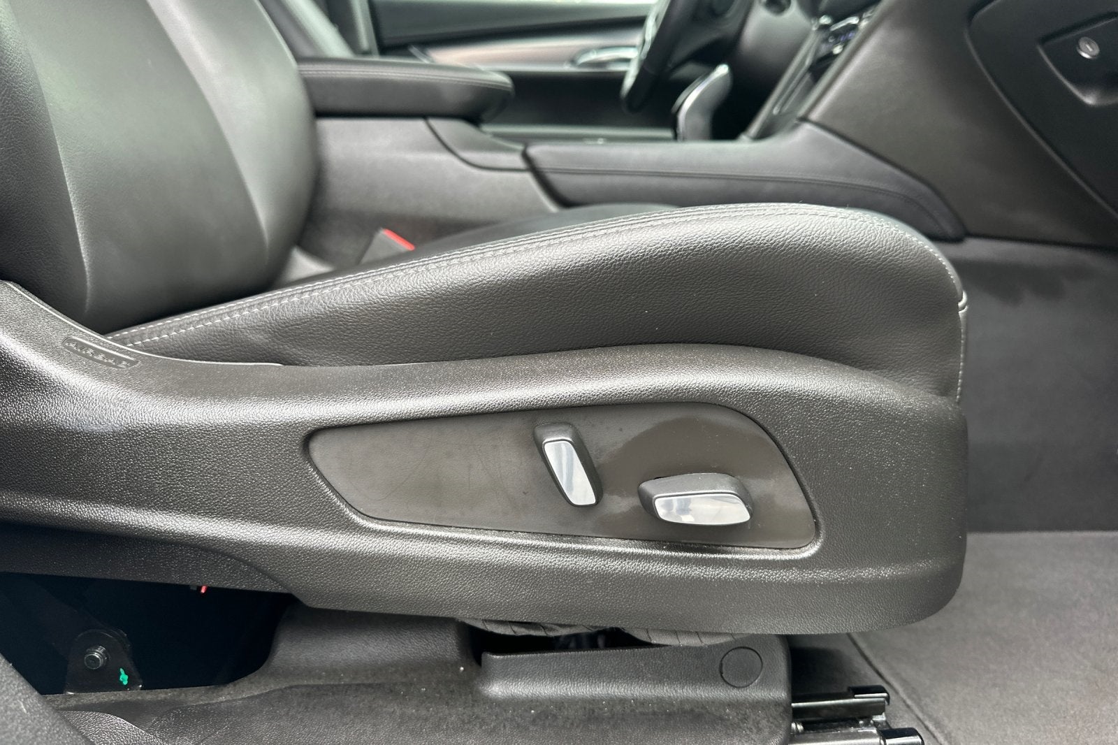 2022 Cadillac XT5 Luxury