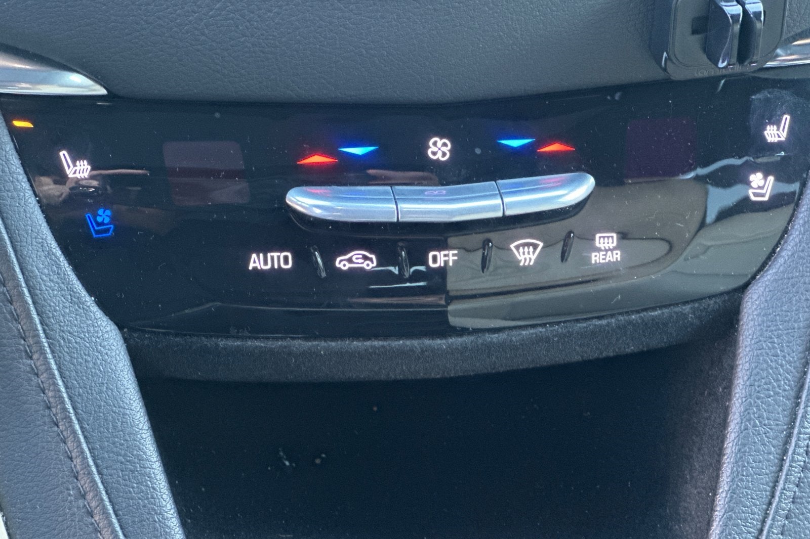 2017 Cadillac XT5 Premium Luxury