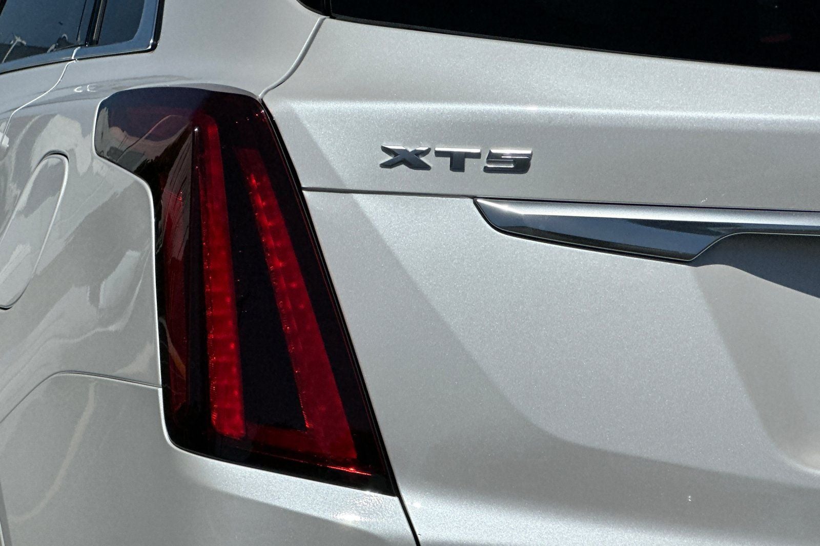 2026 Cadillac XT5 Premium Luxury